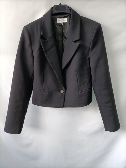 LEFTIES. Black cropped jacket T.s