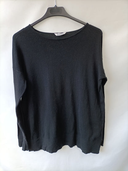 PULL&amp;BEAR. Thin black Ts sweater