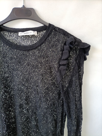 ZARA. Camiseta de encaje negra semitransparente T.m