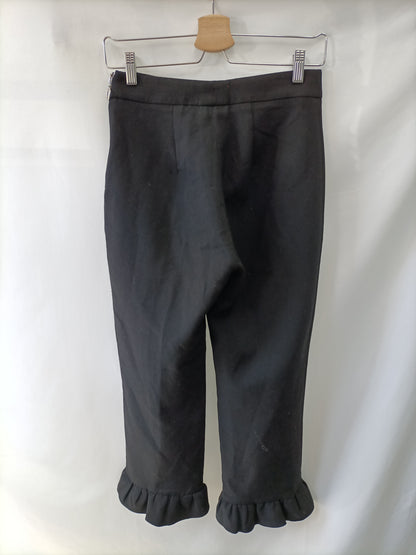 ZARA. Black ruffled trousers T.xs