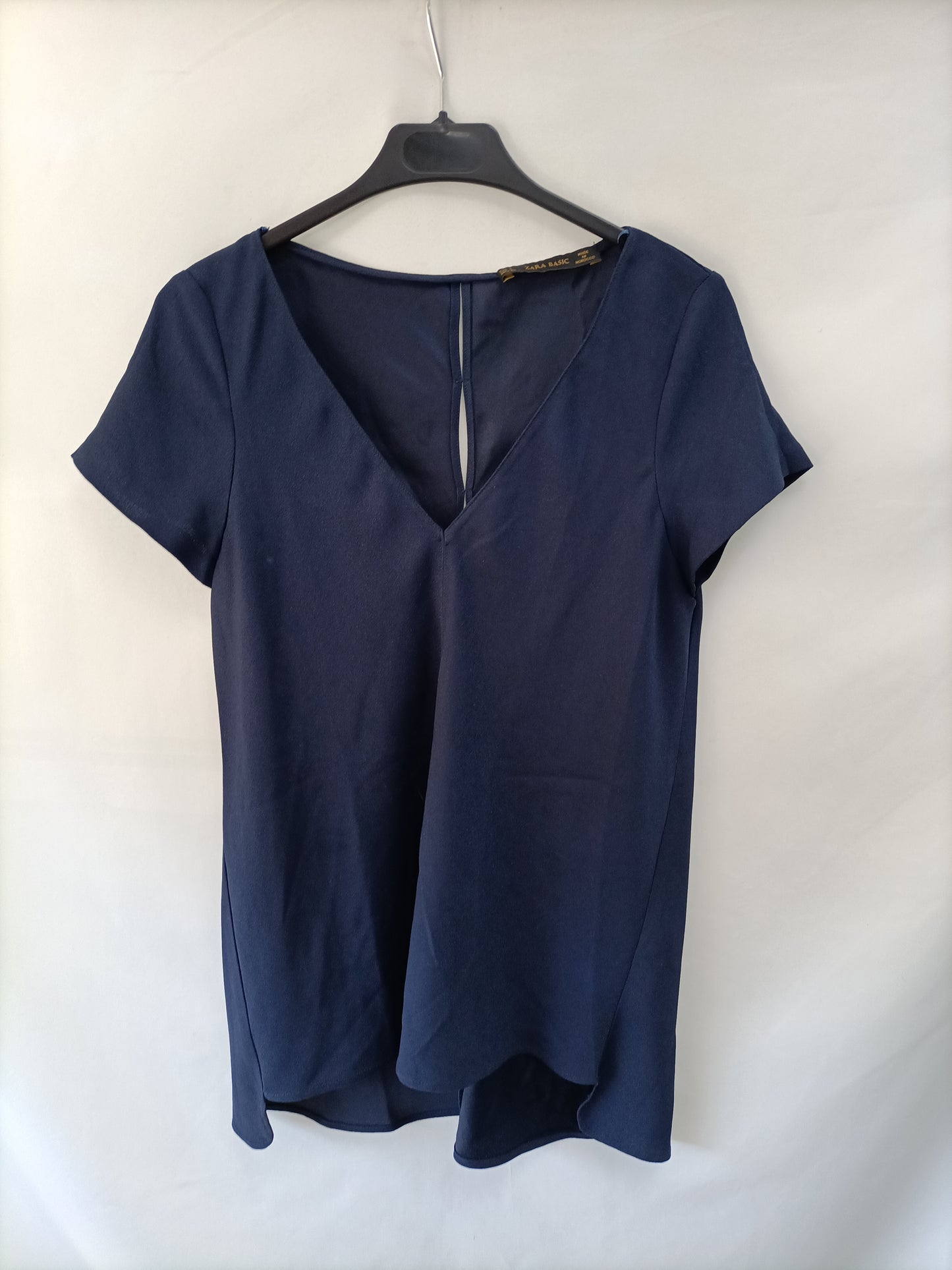 ZARA. Dark navy blue blouse Ts