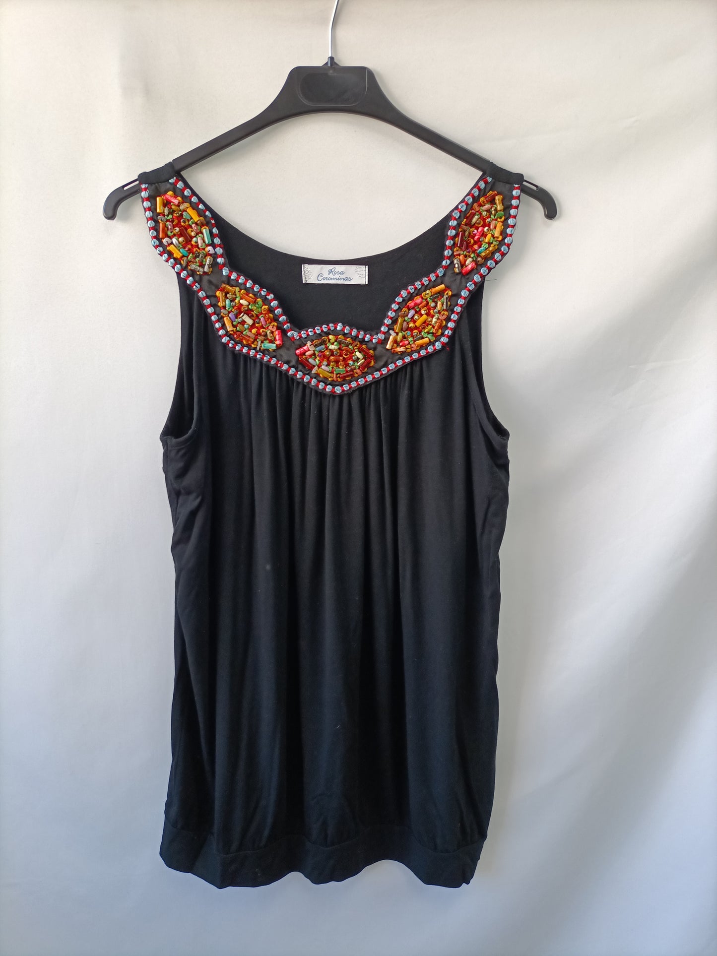 ROSA COROMINAS. Top cuello abalorios T.l