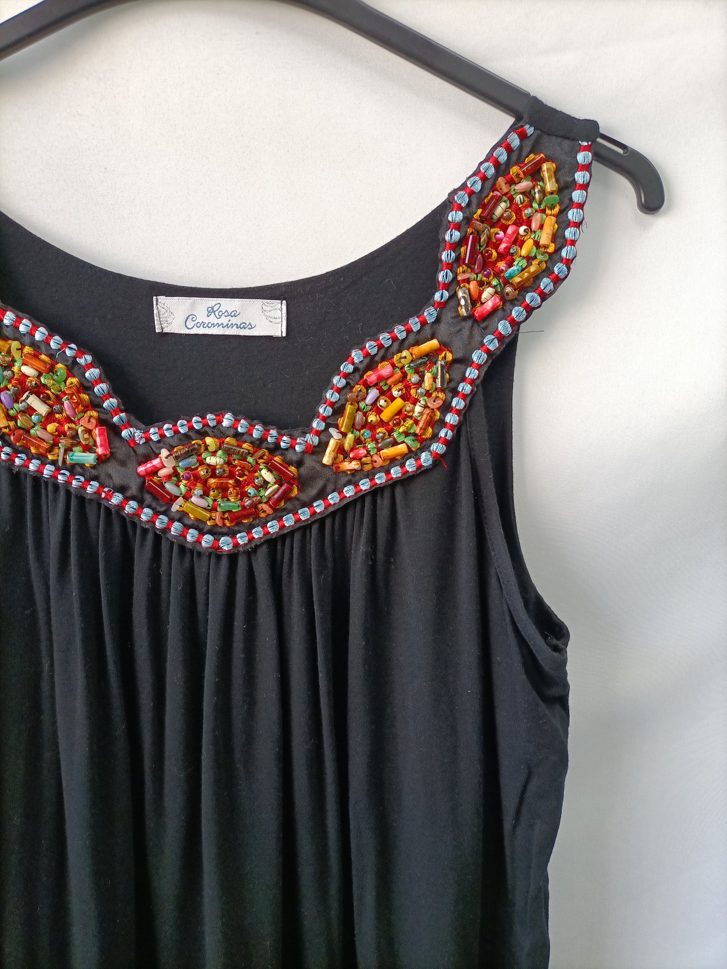 ROSA COROMINAS. Top cuello abalorios T.l
