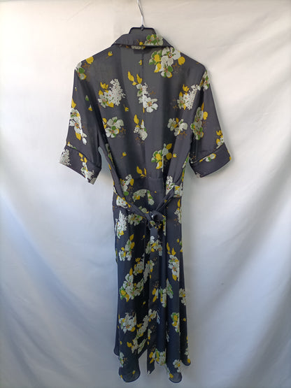 RIKA. Floral wrap dress TU(L)