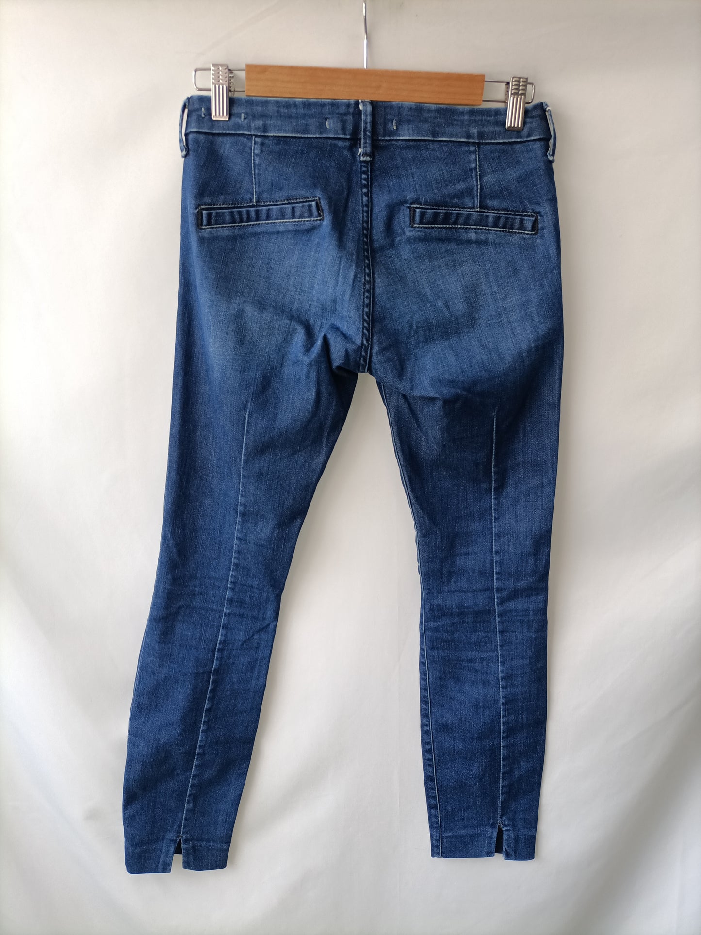ZARA. Classic Jeans S.36