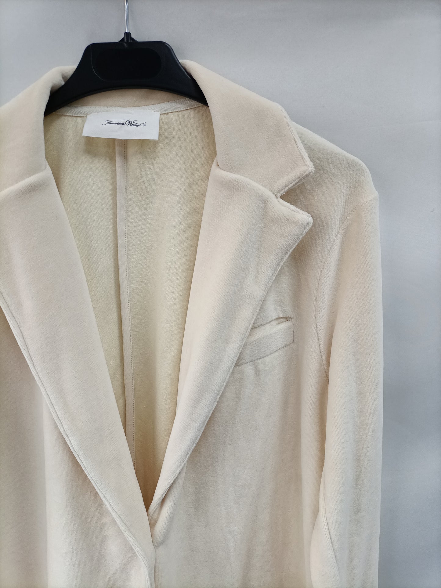AMERICAN VINTAGE. Blazer beiges terciopelo T.s