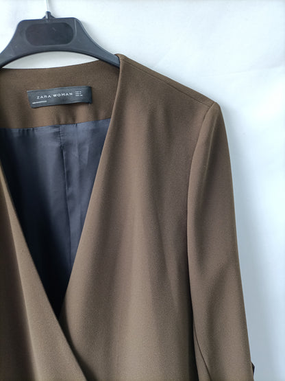 ZARA. Flowy green blazer Tm