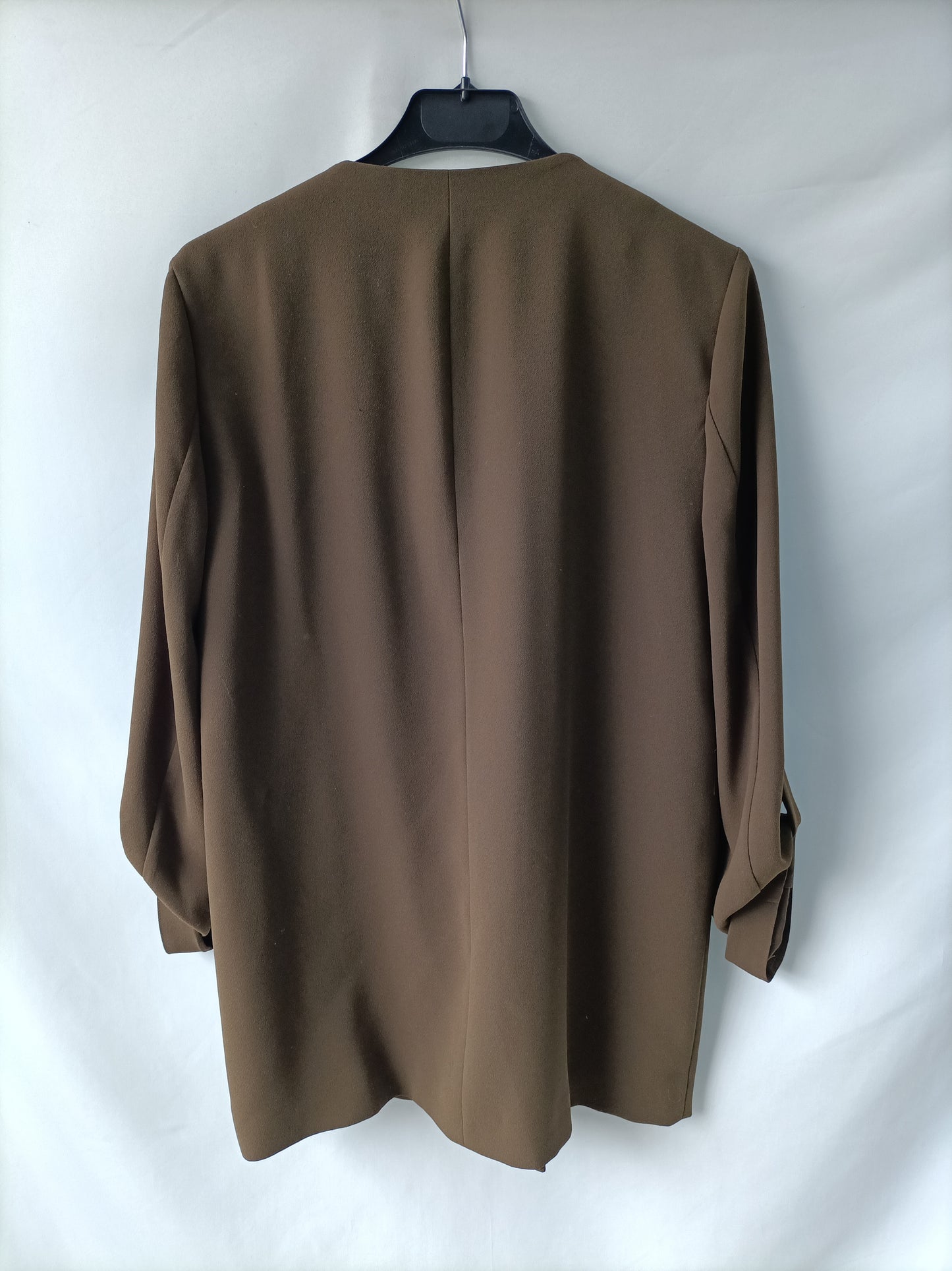 ZARA. Flowy green blazer Tm