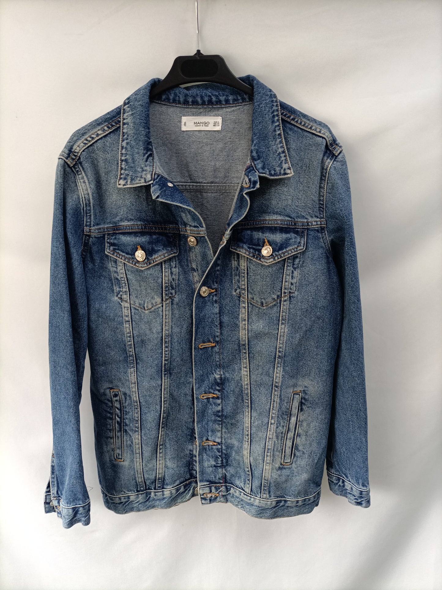 MANGO. Cazadora denim T.s