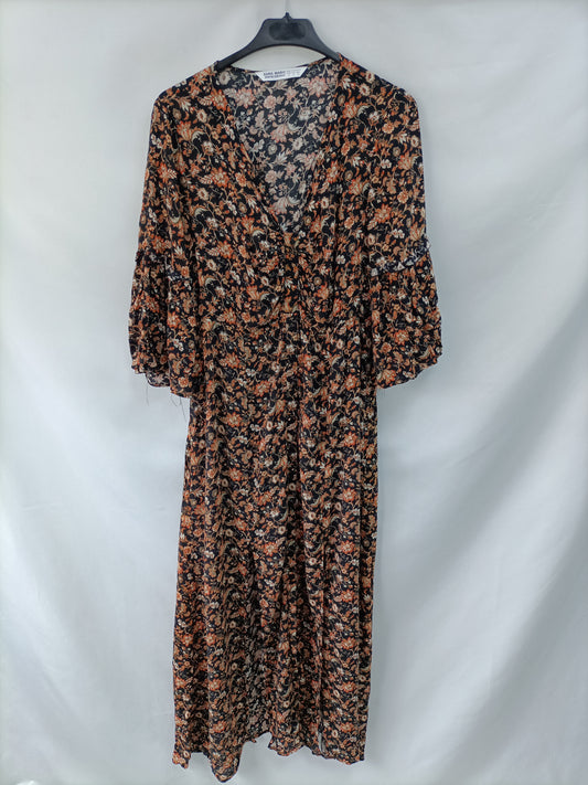 ZARA. Black floral Ts dress