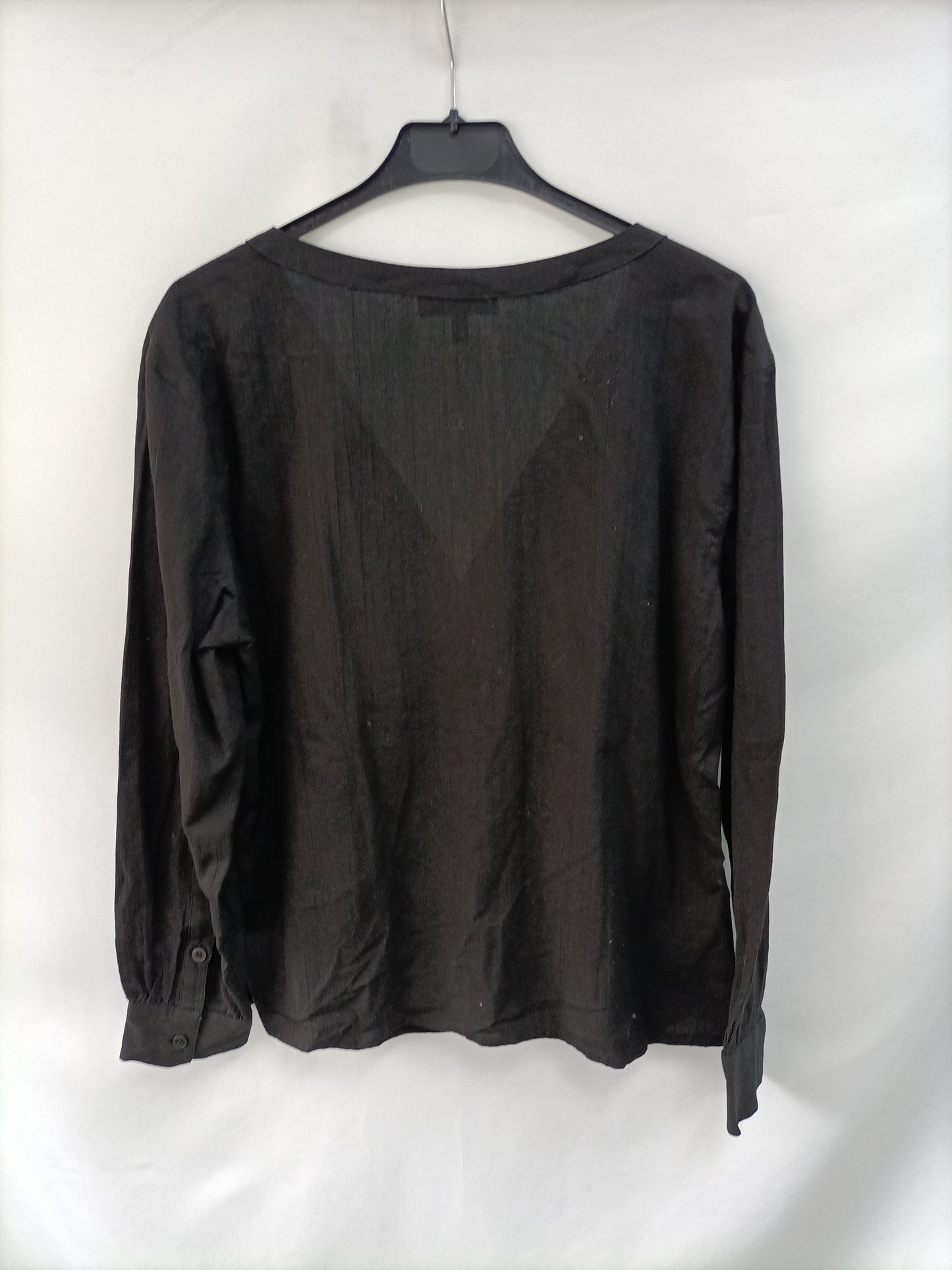 &OTHER STOREIS. Blusa negra algodón T.36
