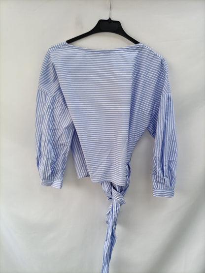 ZARA. Striped wrap blouse T.s