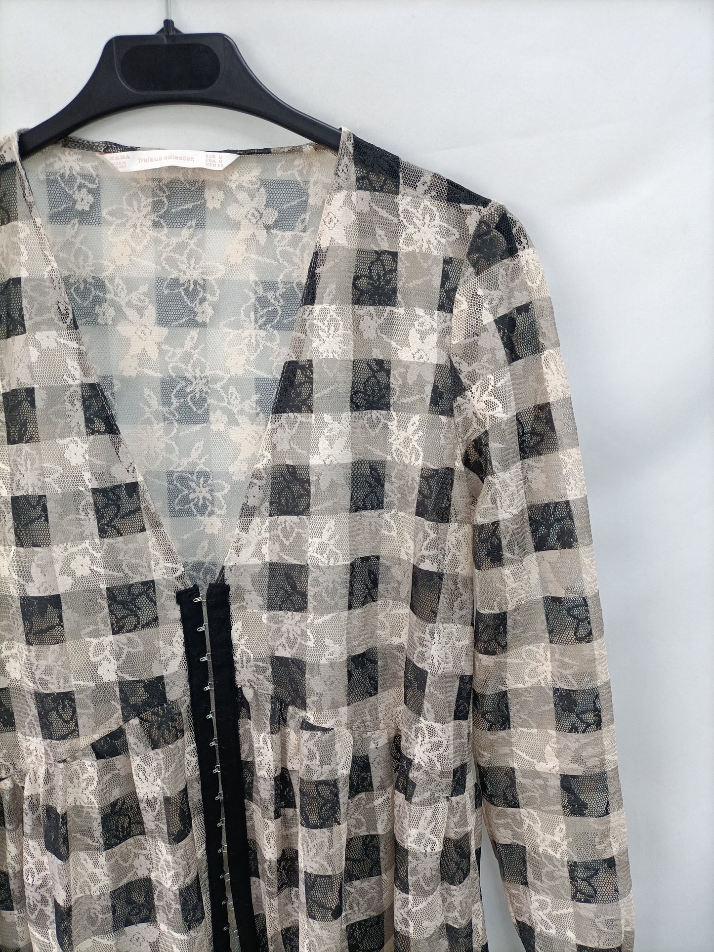 ZARA. Vestido encaje cuadros T.m