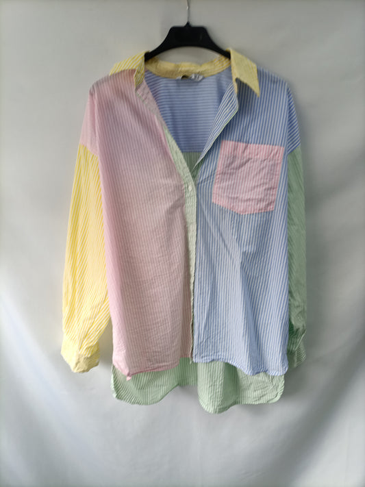 STRADIVARIUS. Oversized striped shirt T.S