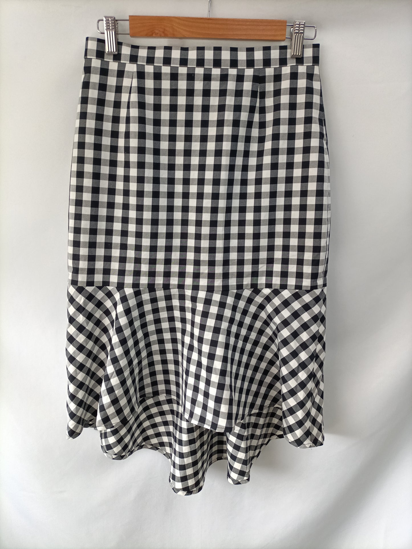 UTERQÜE. Falda cuadros volante T.36