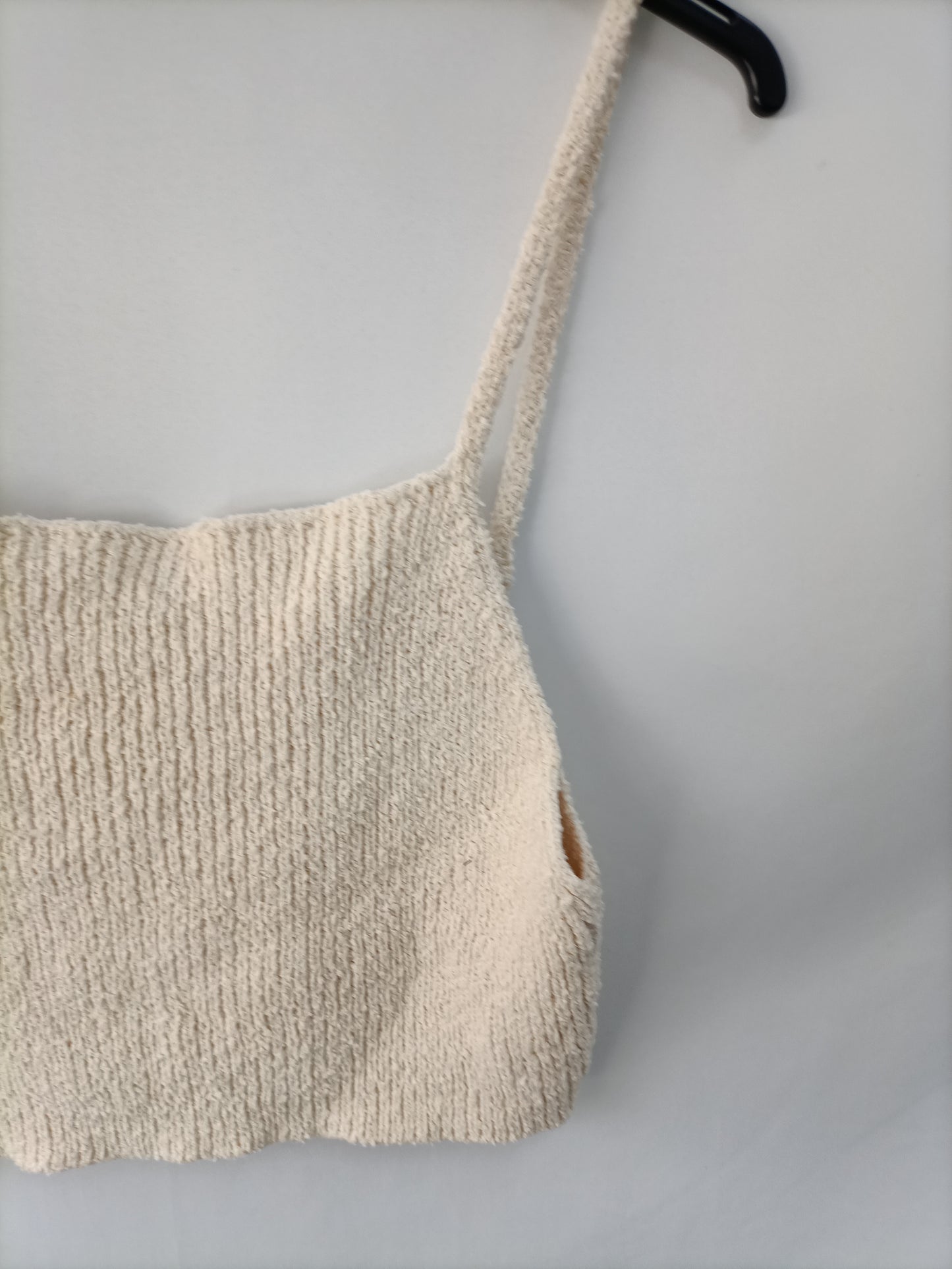 ZARA. Top beige T. L