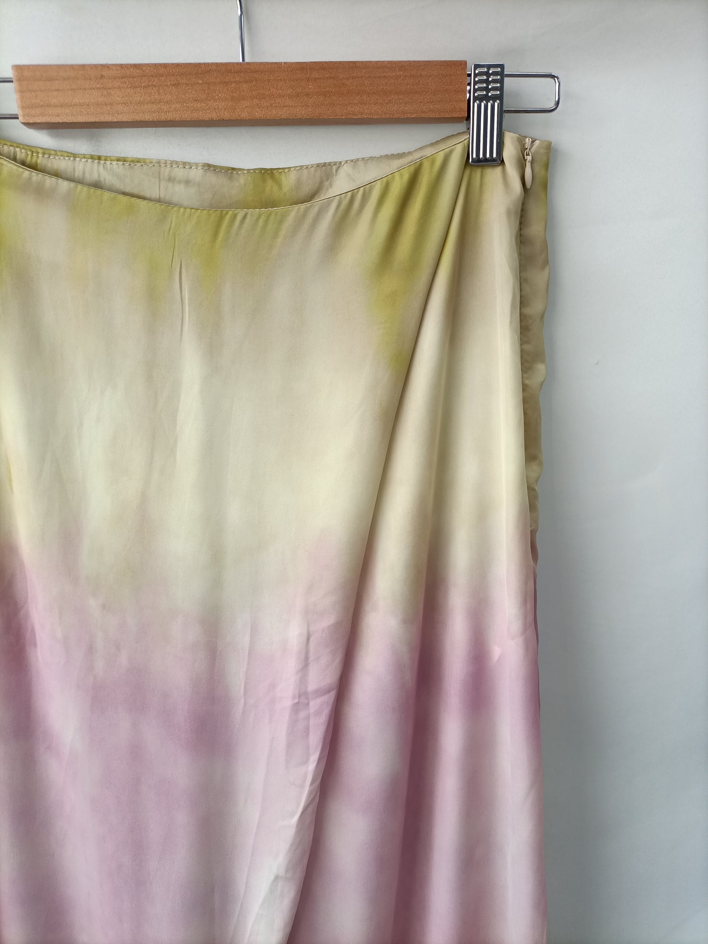 OTRAS. Pantalón fluida tie dye T.38