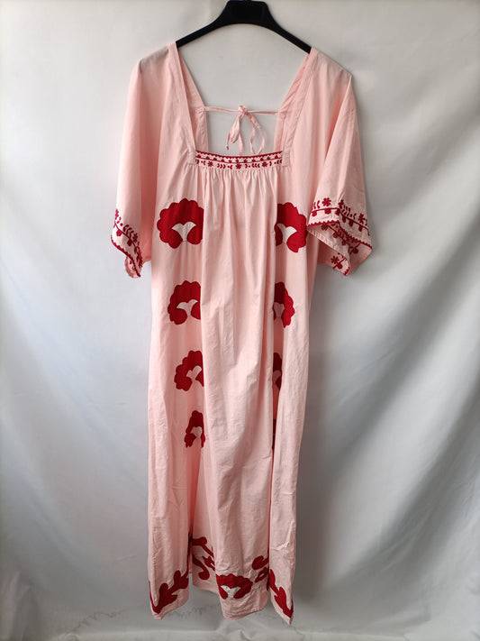 ZARA. Long embroidered dress Ts