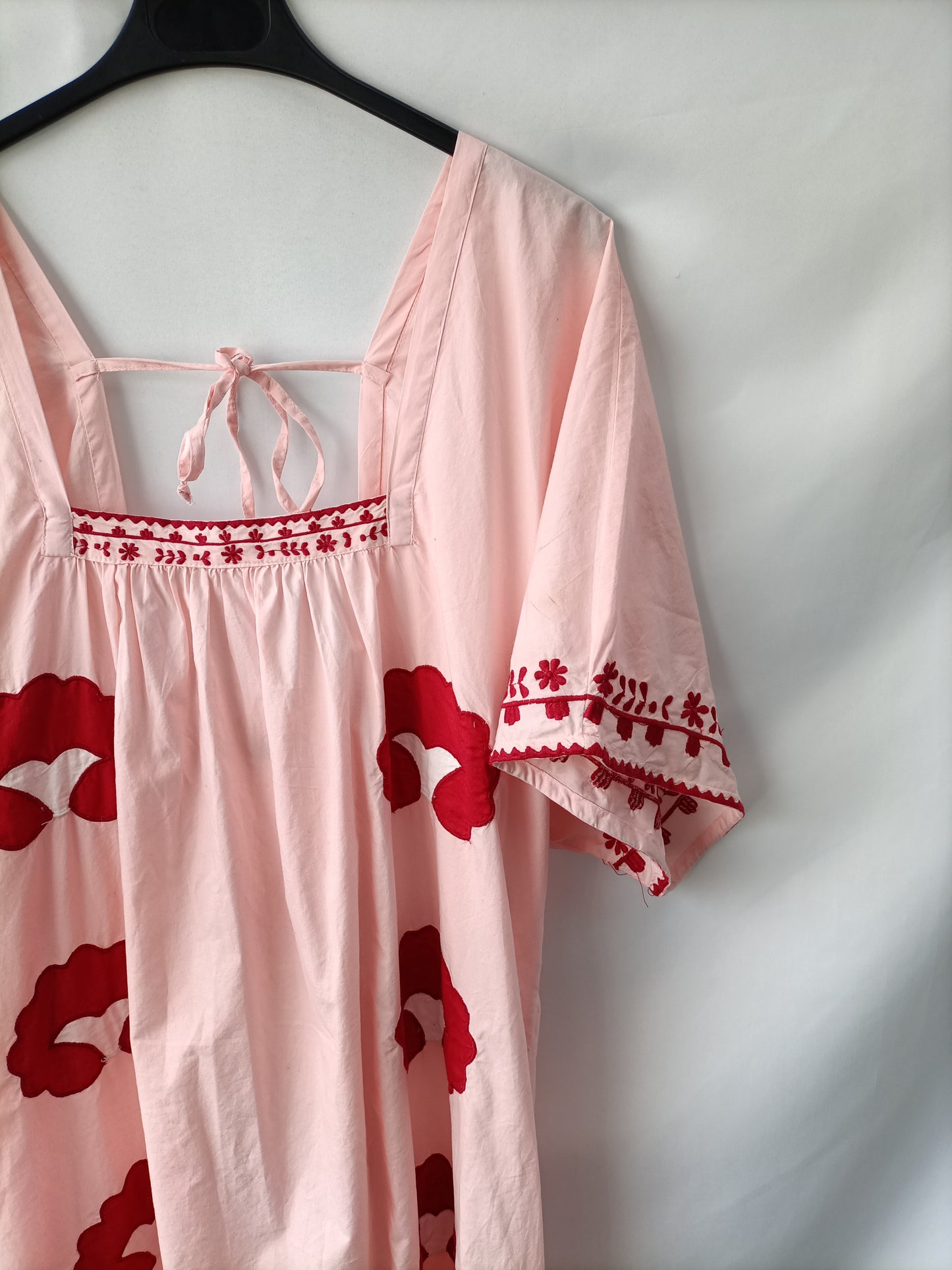 ZARA. Long embroidered dress Ts