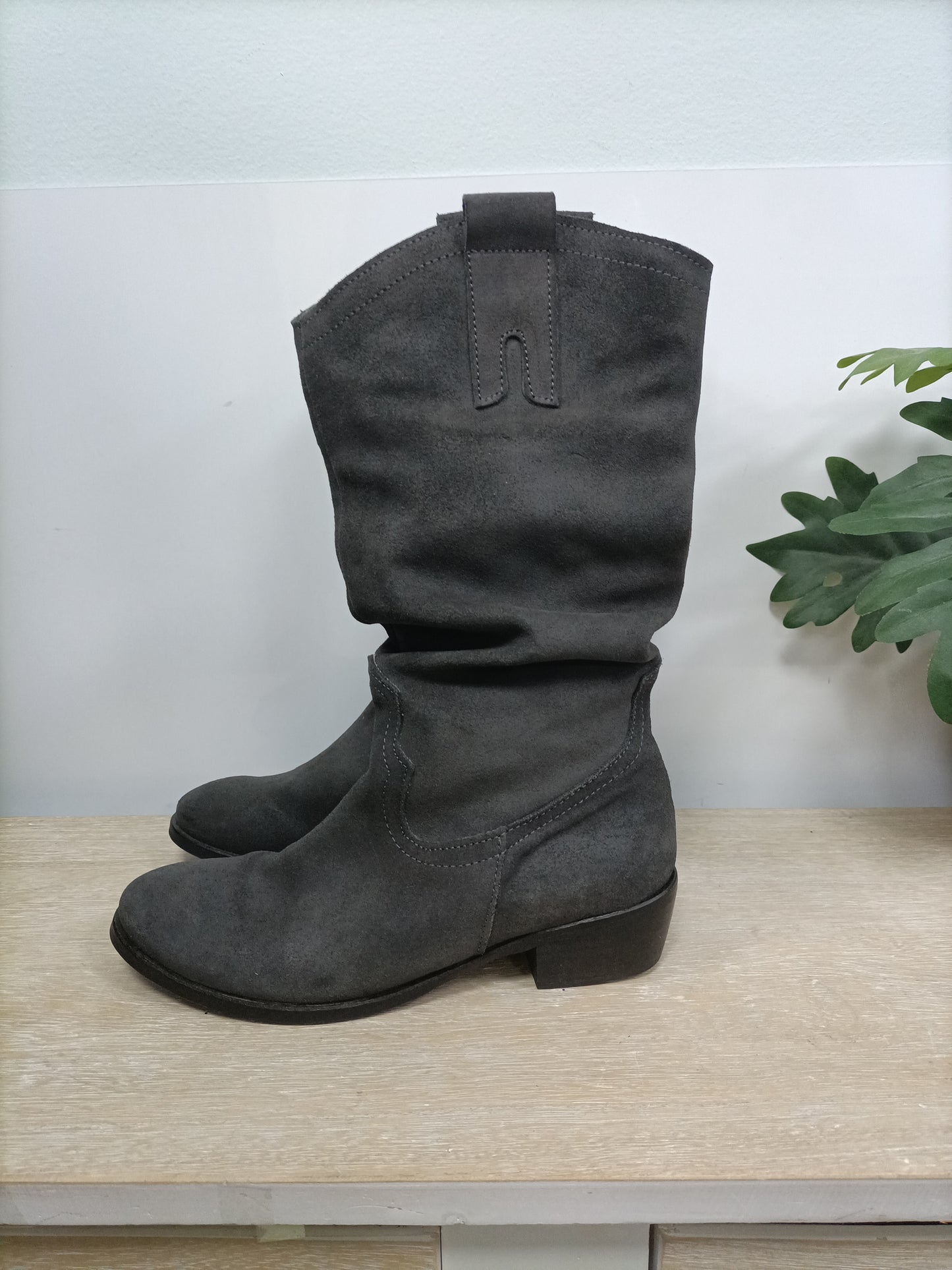OTHERS. Grey mid-calf boots size 38