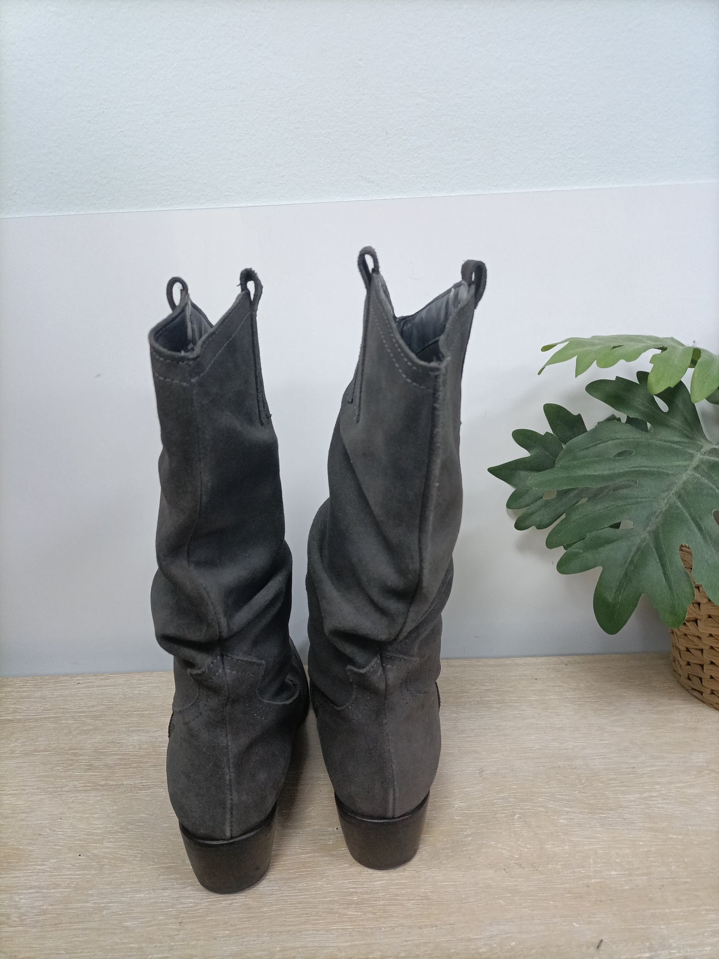 OTHERS. Grey mid-calf boots size 38