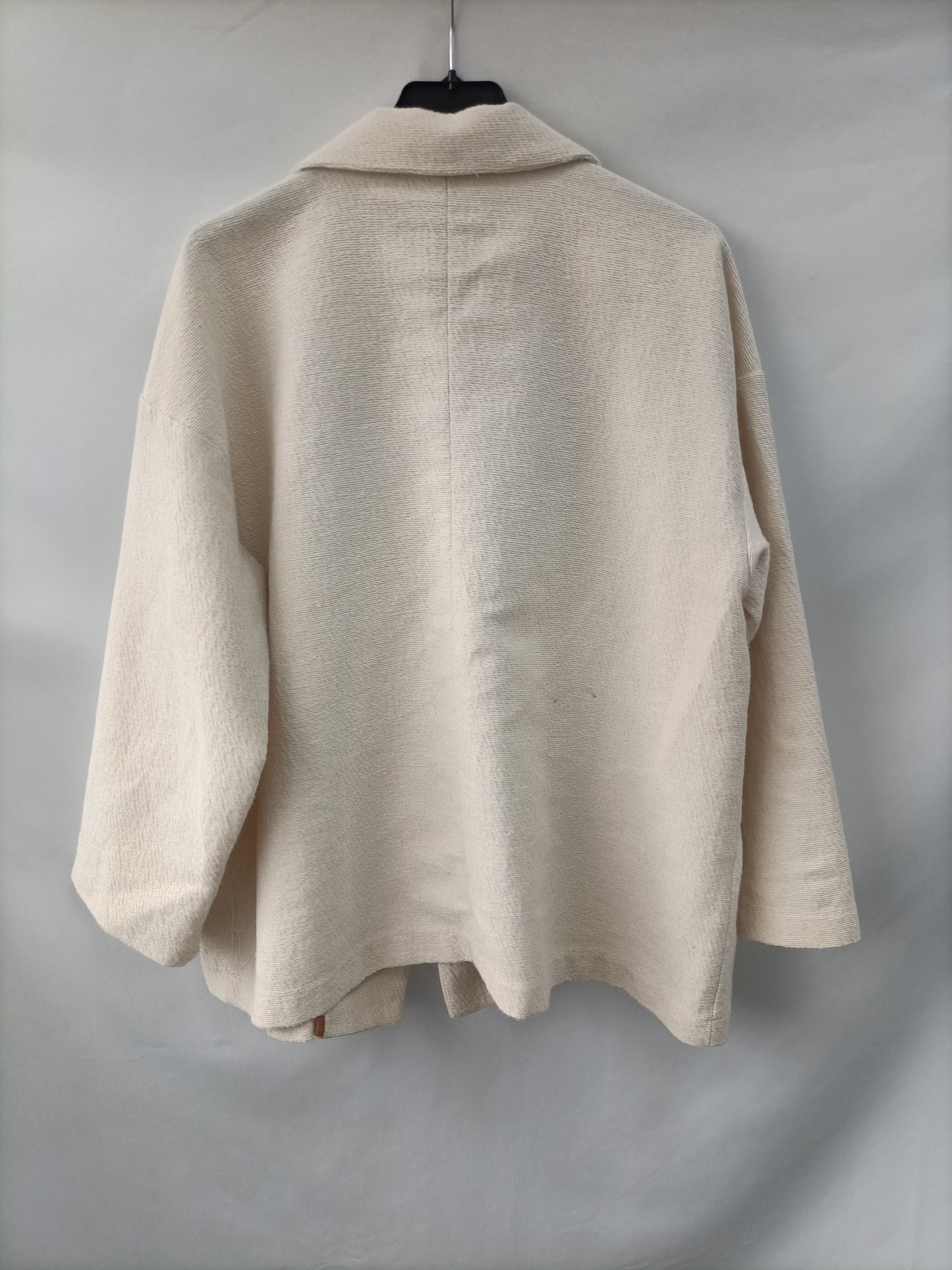 AMEÉ. Blazer beigr algodón T.32