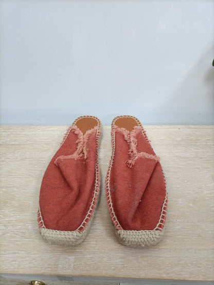 ALOHAS. Alpargatas destalonadas T.39