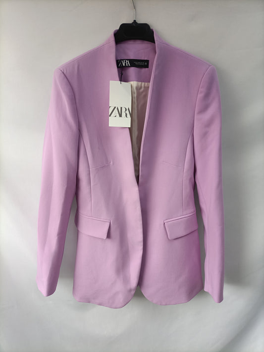ZARA. Blazer lila de vestir T.m