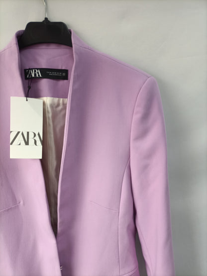 ZARA. Blazer lila de vestir T.m