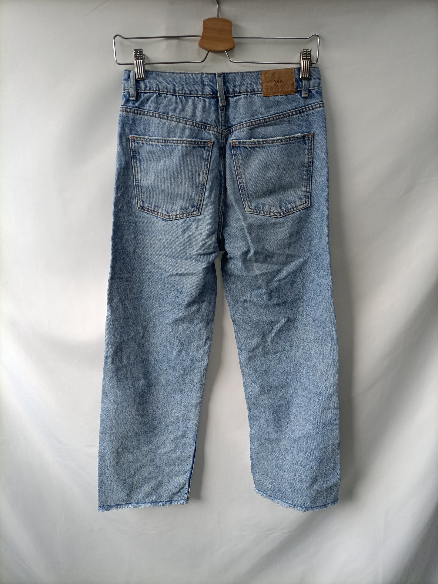 ZARA.Straight leg jeans, size 13-14 years