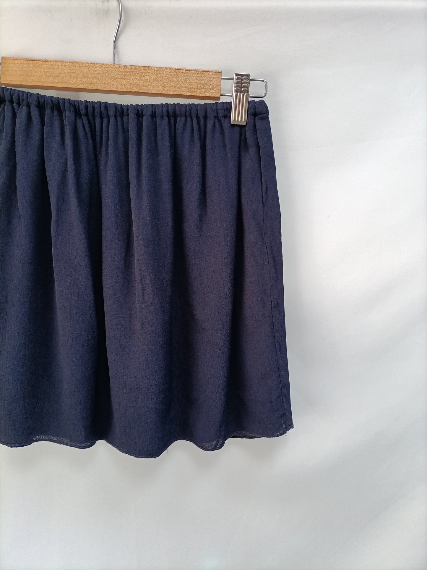 BROWNIE.Falda corta azul marino T.s