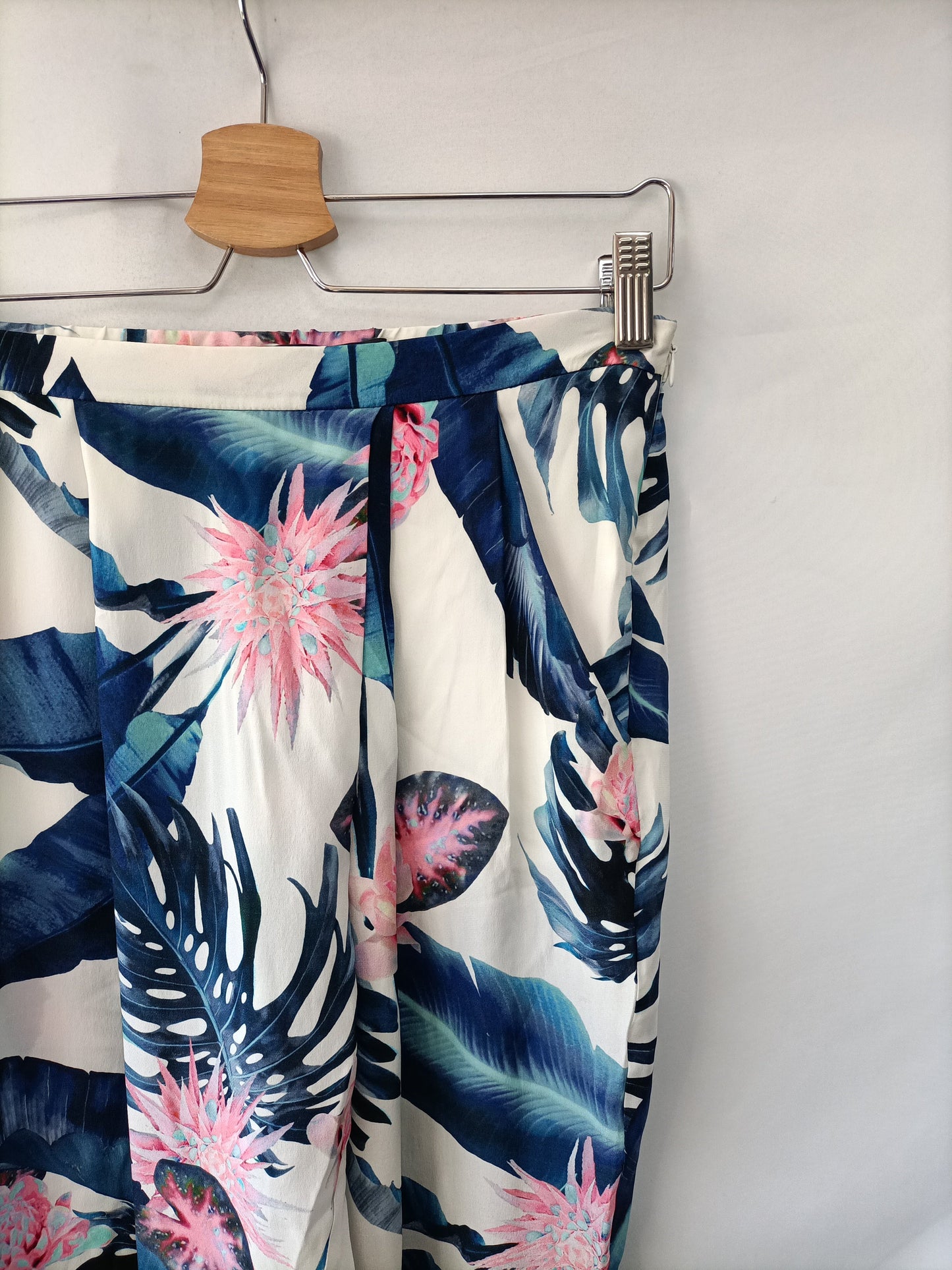 LOLA LI. Printed trousers S. 38