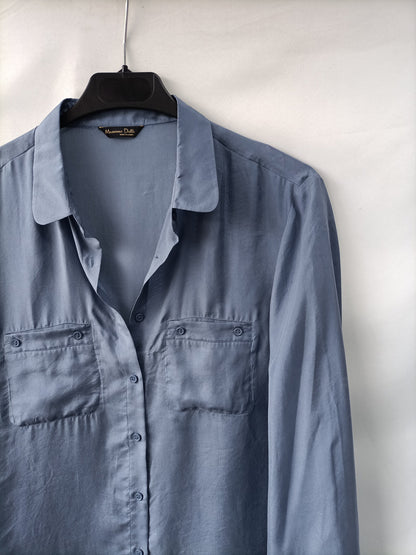MASSIMO DUTTI. blusa azul fina T.38