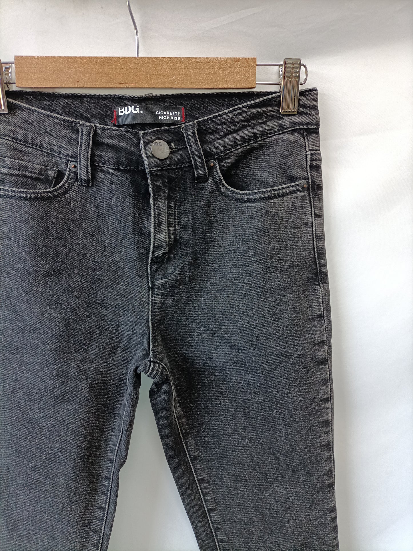 BDG. pantalon negro regular T.34