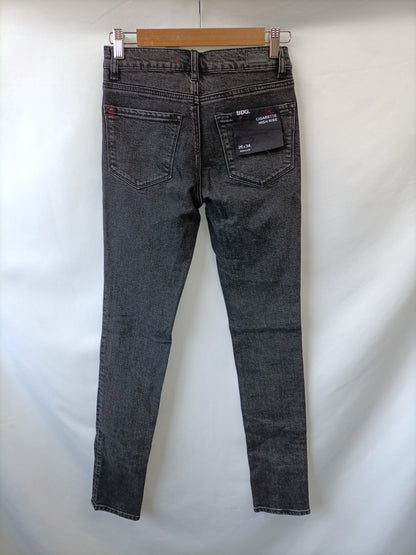 BDG. pantalon negro regular T.34