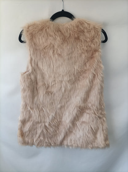 BERSHKA. Chaleco sin mangas T.m