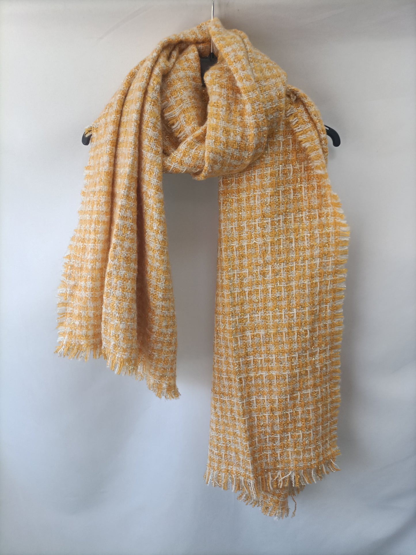 OTRAS. Bufanda tweed T.u