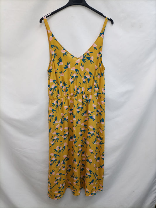 DES PETITS HAUTS. Vestido midi flores T.2(m)