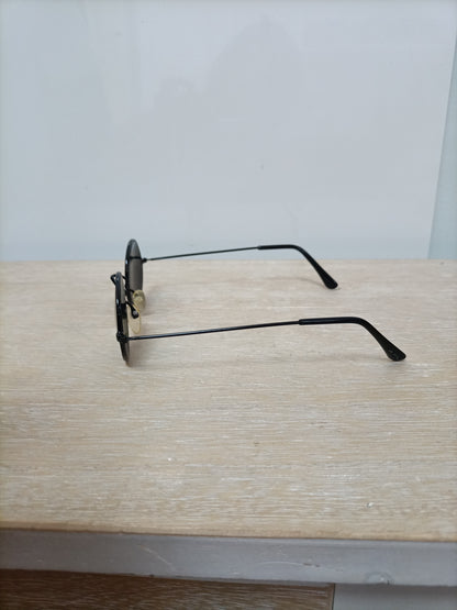 OTRAS. Gafas redondas negras