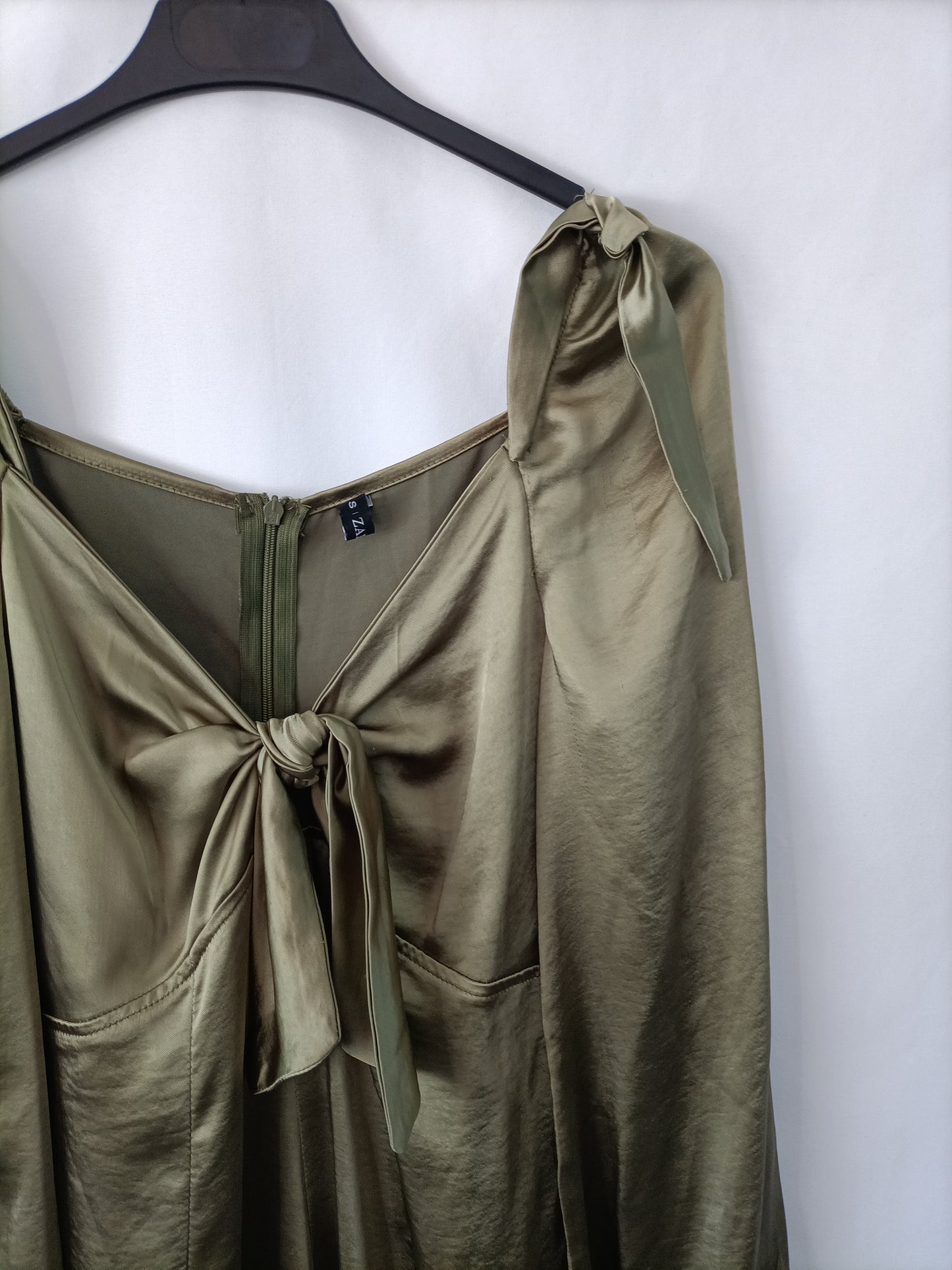 ZAFUL. Mono corto verde T.s