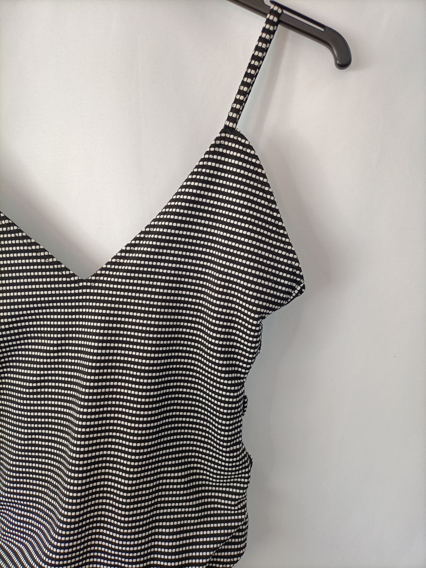 BERSHKA. Body bicolor  T.s