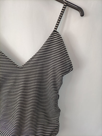 BERSHKA. Body bicolor  T.s