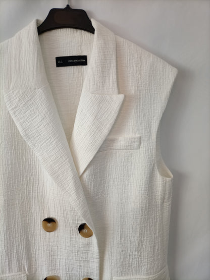 SFERA. Chaleco blanco cruzado T.s