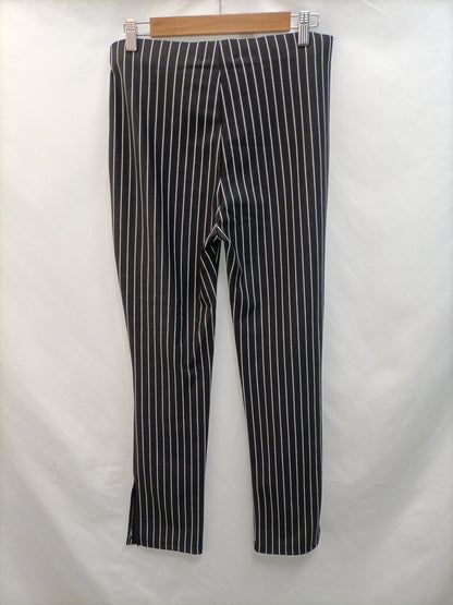 ZARA. Pantalón rayas T.l