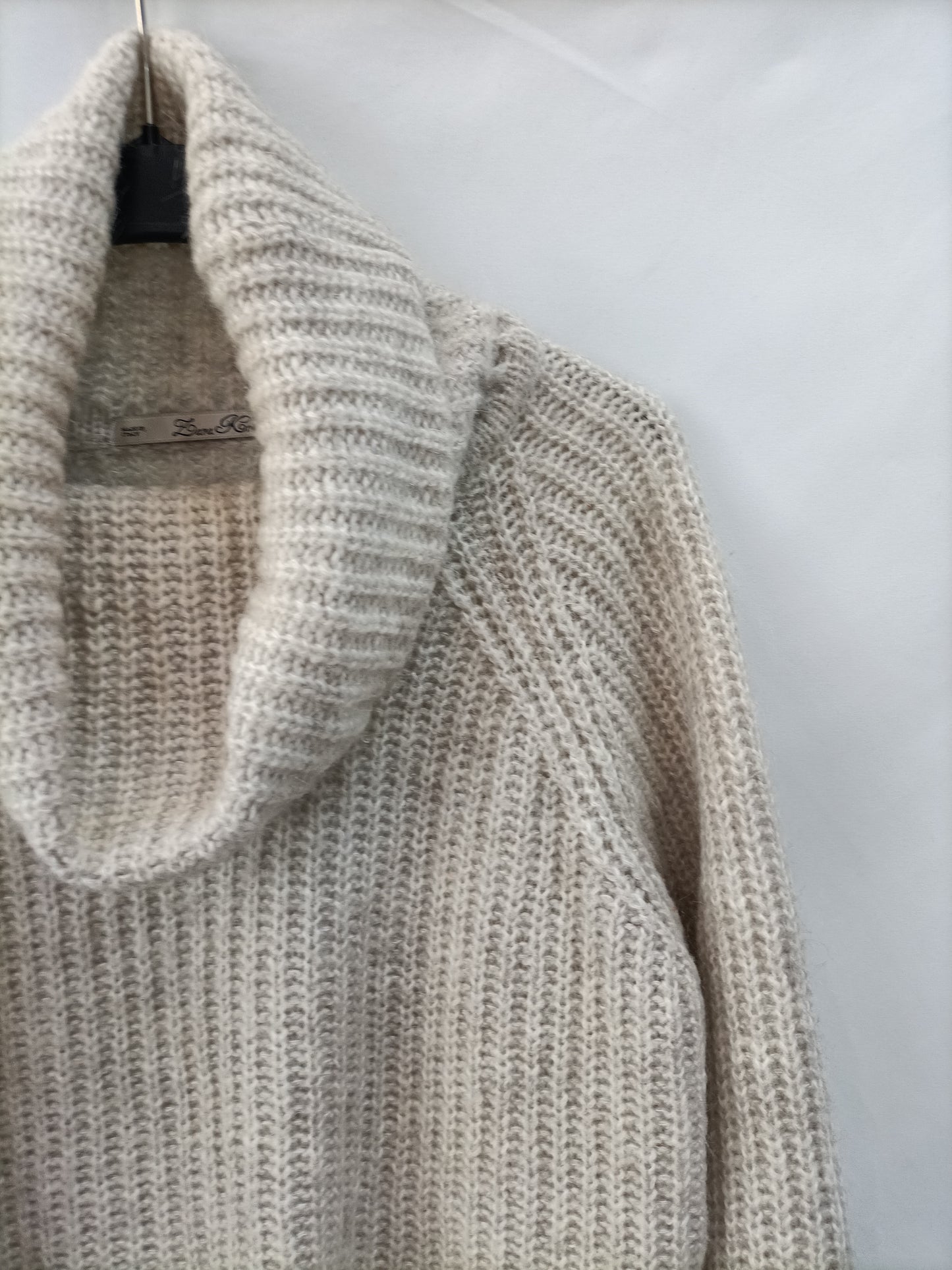 ZARA. Jersey jaspeado beige T.s