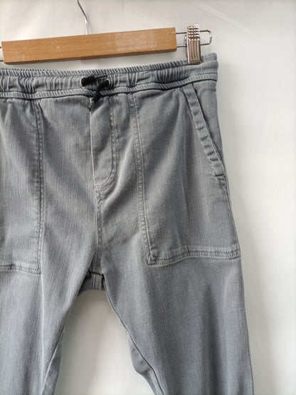 ZARA. Gray denim pants. Ages 13-14