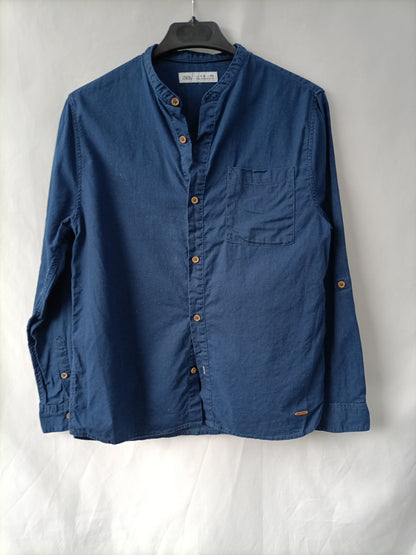 ZARA. Camisa azul marino 11/12
