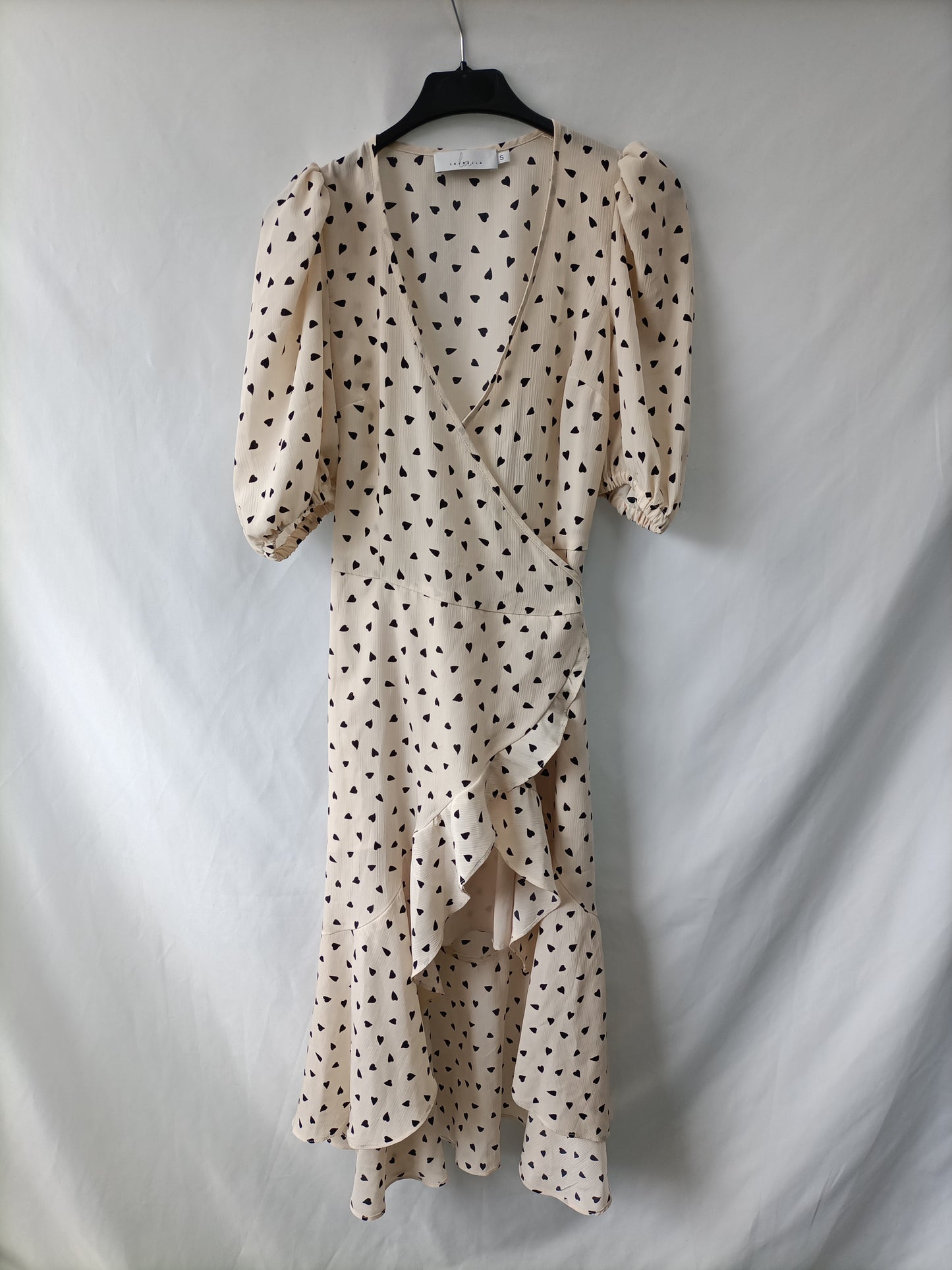 LAURELLA. Vestido beige corazones T.s