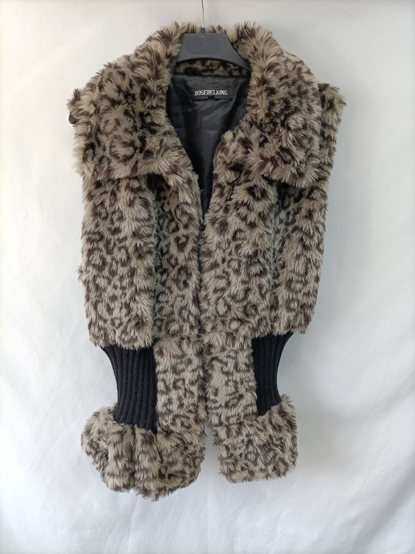 BOSEBELKING. Chaleco pelo sin mangas T.u(m)
