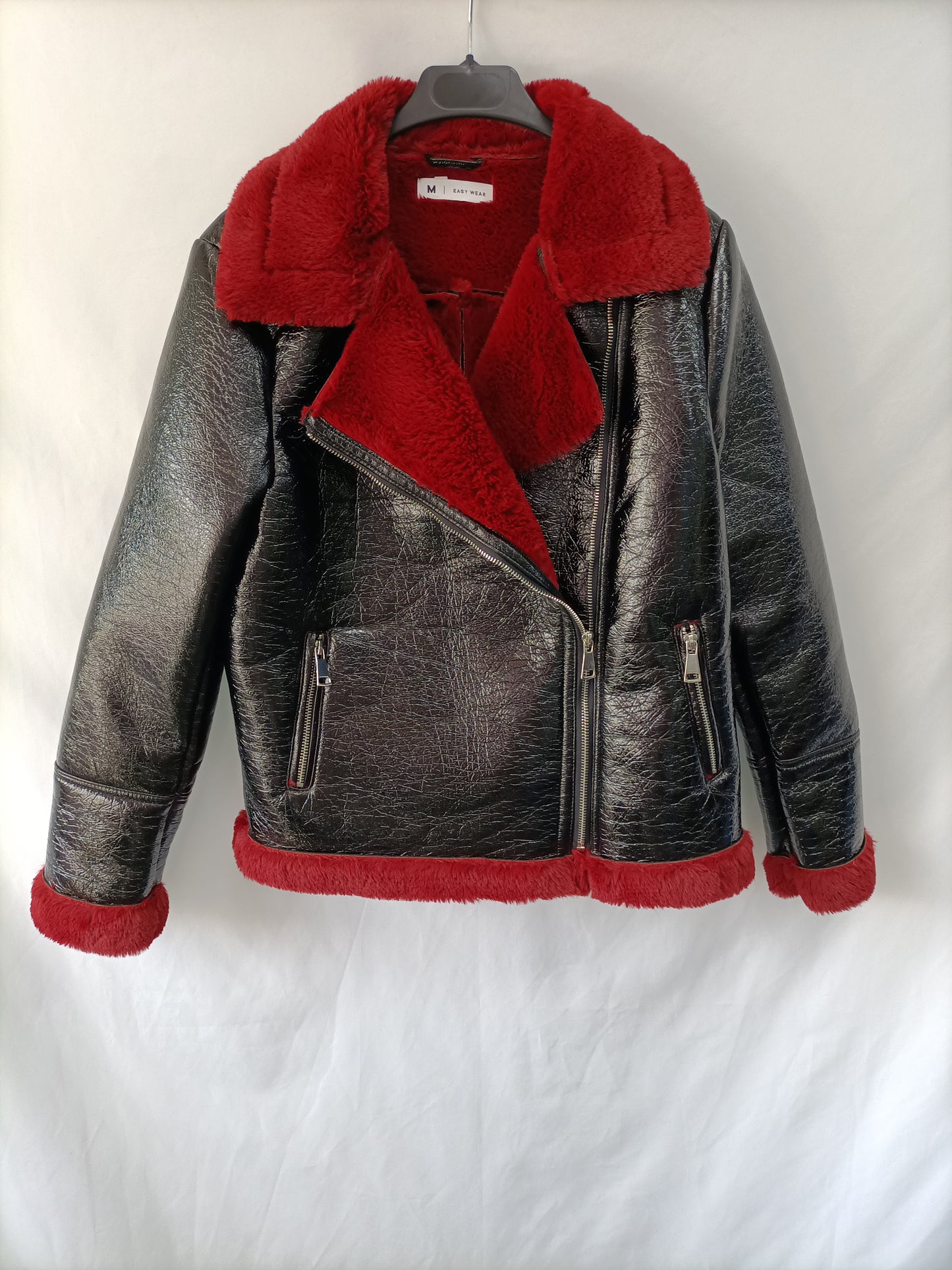 EASY WEAR. Biker negra vinilo T.m